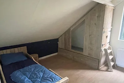 Sonniger Familienbungalow am See