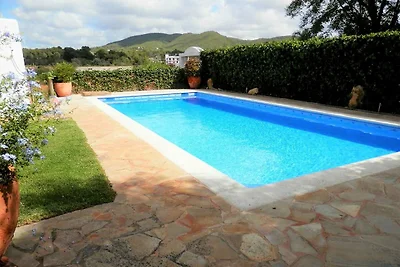 Ferienhaus auf Ibiza mit privatem Pool