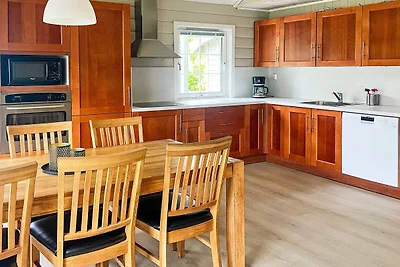 8 Personen Ferienhaus in jørpeland-By Traum