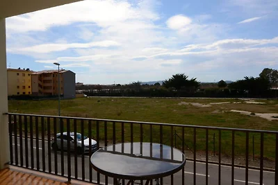 Appartement in Estartit vlakbij golfclub