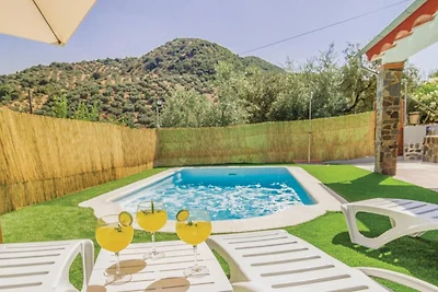 Ferienhaus in Rute mit privatem Pool