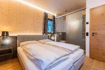 Superior-Chalet mit Sauna und Whirlpool