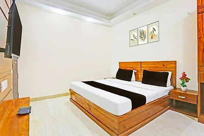 Super Hotel O Gurgaon Old Town