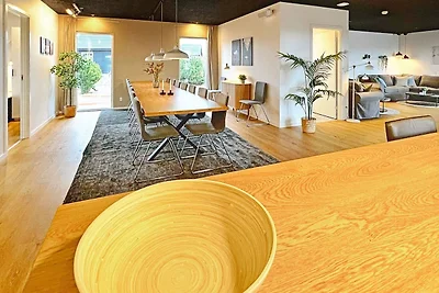 14 Personen Ferienhaus in Væggerløse-By Traum
