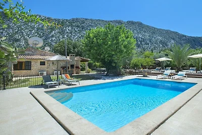 Villa in Pollensa mit Schwimmbecken