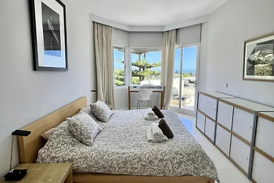Apartment in Marbella mit Meerblick