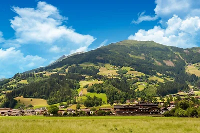 Appartamento in Tirolo vicino Skilift