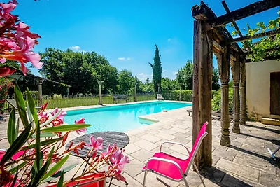 Schönes Bauernhaus mit privatem Pool