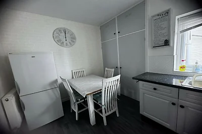 Belvilla Russel Court Hotel | Standard Triple