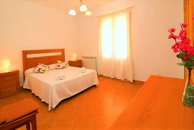 Haus in Campos mit Pool in der Nähe von Es...