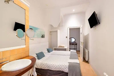 Cottage di ritiro catalano del secolo