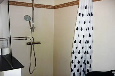 Holiday home with 2 bedrooms