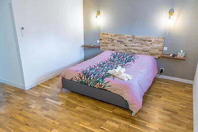 Serene villa voor 10 personen in Escalquens