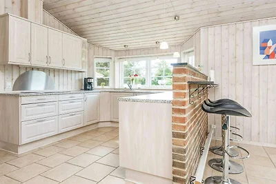 8 Personen Ferienhaus in Ørsted-By Traum
