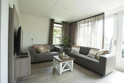 Comfortabele watervilla met eigen...