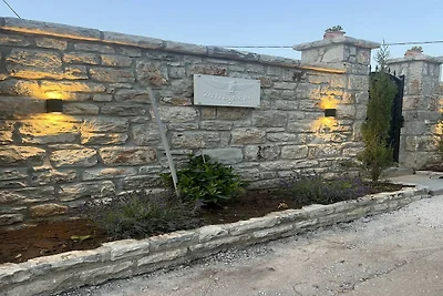 Villa in der Nähe von Zadar für 10 Gäste