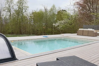 5 Sterne Ferienhaus in UGGLARP