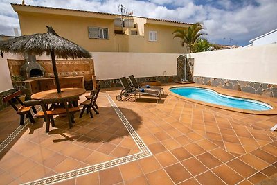 Villa con piscina privata a Playa Corralejo