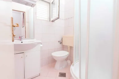 Three Bedroom Apartment with Terrace and Sea...