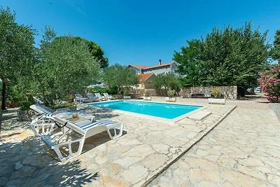 Ferienhaus mit privatem Pool und Spa