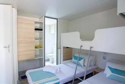Chalet mit 2 Bהdern in Strandnהhe