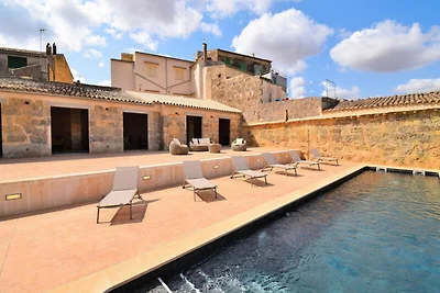 Haus in Llubá mit entspannendem Außenbereich