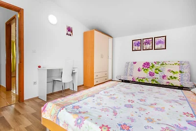 2-Zimmer-Wohnung in Tribunj