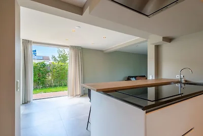 Geräumiges Ferienhaus in Kamperland