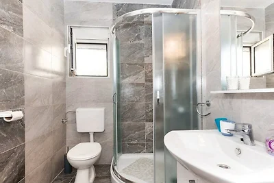 apartman za odmor Obiteljski odmor Rogoznica