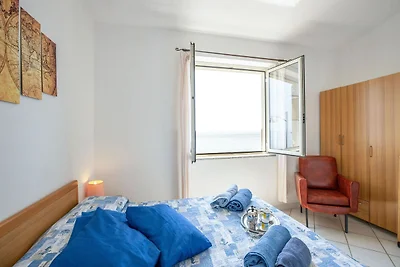 Wohnung in Calagonone mit Garten