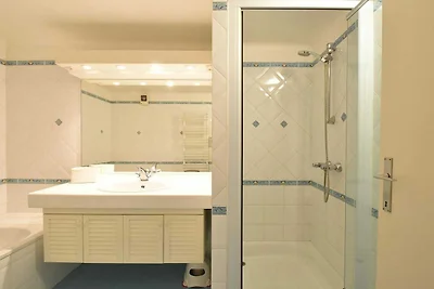 Gianina appartement voor vijf personen in De...