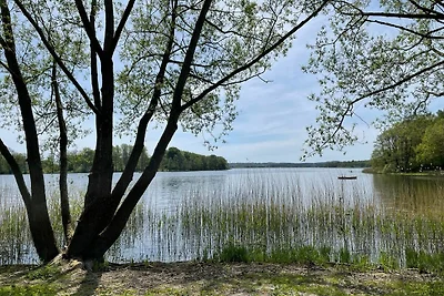 4 Sterne Ferienhaus in HALLSTAVIK