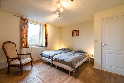 Vakantiehuis in Sourbrodt met privיzwembad