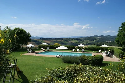 Casa vacanze a Montone con piscina