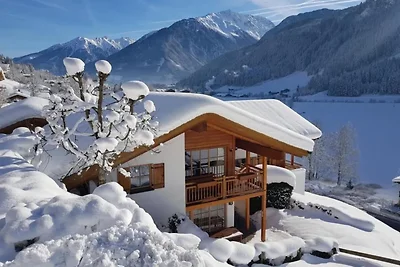 Charmantes freistehendes Chalet im Wald im...
