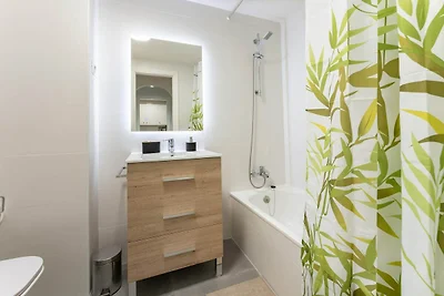 Faros Arroyo de la Miel Apartment in Malaga