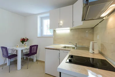 Apartment Pavlina - One Bedroom Apartment wit...
