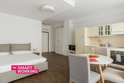 Largo Molina - Interno 3