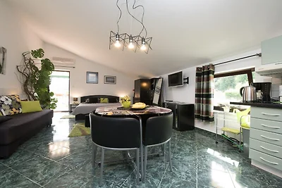 Stylish Lovran Sea View Apartments - Studio A...