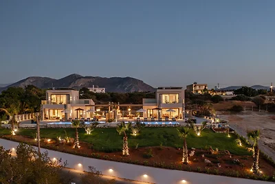 Villa a Heraklion con vista sulle montagne