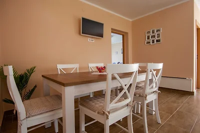 Apartments Slavek - One Bedroom Apartment wit...