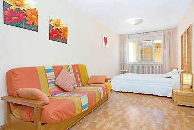 Geräumige Villa mit 6 Schlafzimmern in Blanes