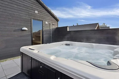 5 Sterne Ferienhaus in Henne