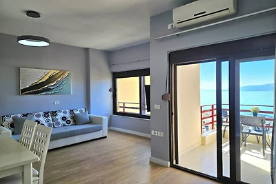 Apartment in Saranda with Stunning Sea Views