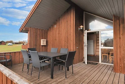 Große Hütte im Campingresort