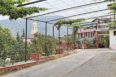 Appartamento a Castellaro con piscina condomi...