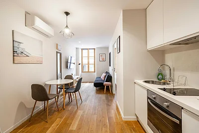 Prachtig gerenoveerd 2 kamer appartement -...