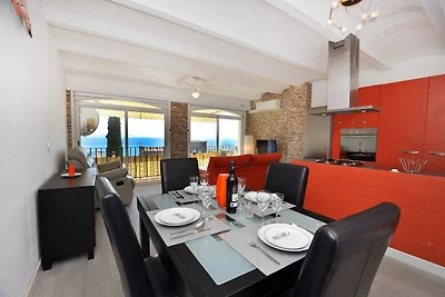 Appartement in Roses met zeezicht