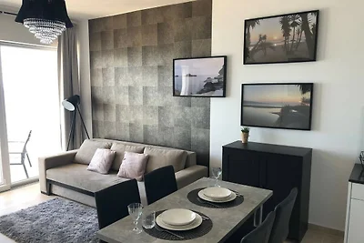 Apartment in Saranda with Sea Views