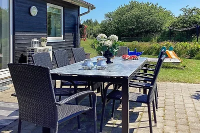 8 persoons vakantie huis in Væggerløse-By...